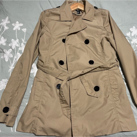 H&M - Picture 2 of 3